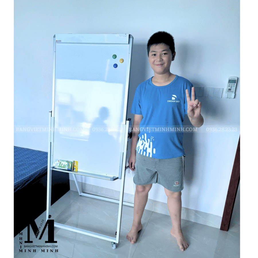 Bảng Flipchart chân gấp 8 040803