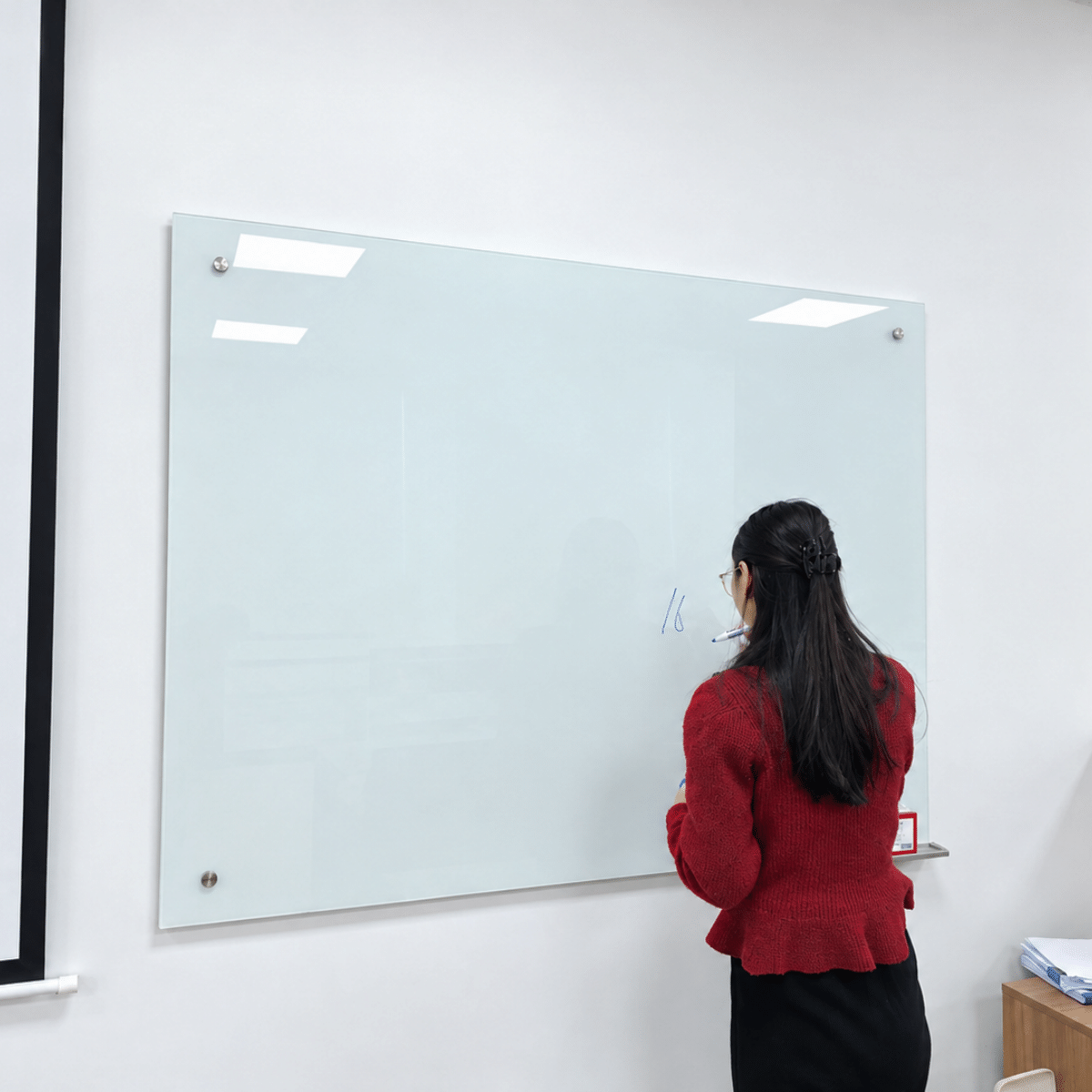 Bảng kính cường lực